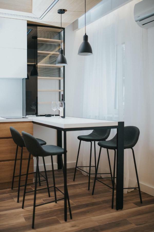 בודווה Apartments Trifunovic Old Town מראה חיצוני תמונה