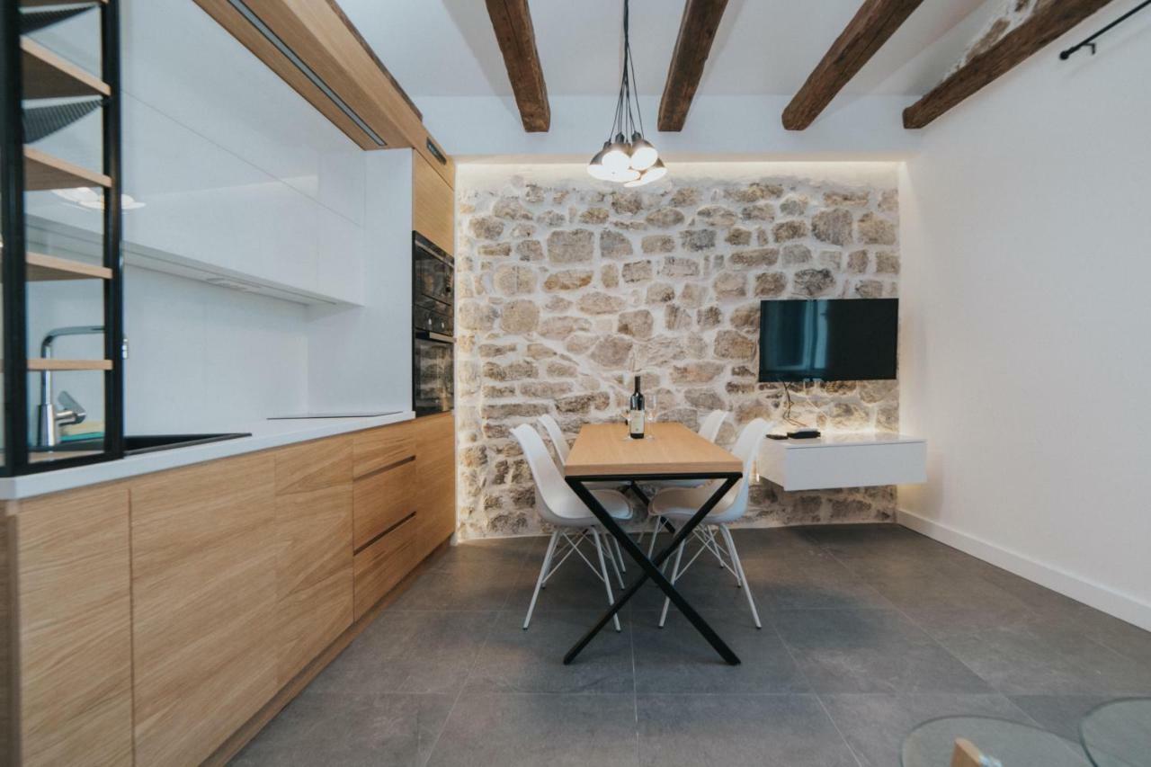 בודווה Apartments Trifunovic Old Town מראה חיצוני תמונה