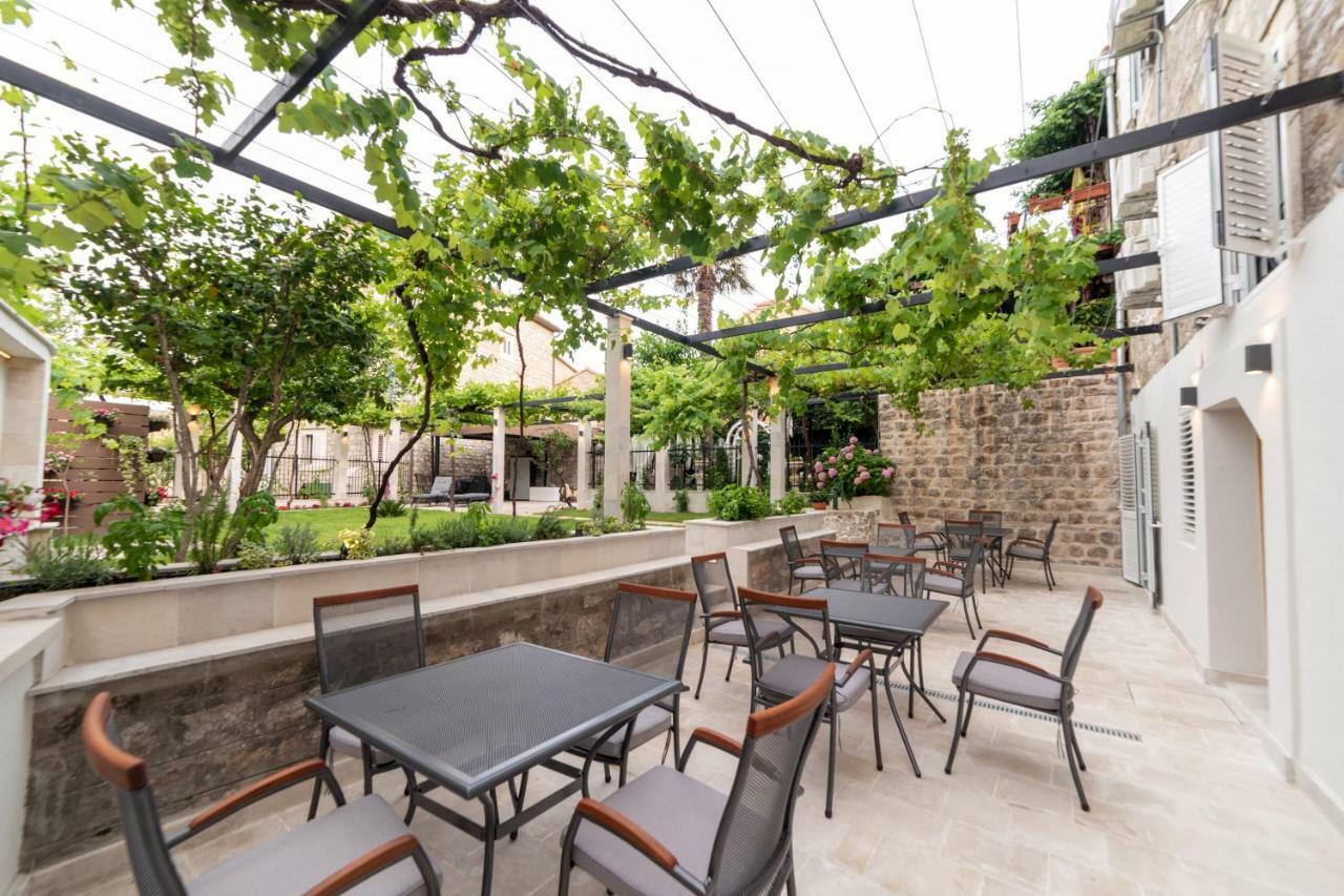 בודווה Apartments Trifunovic Old Town מראה חיצוני תמונה